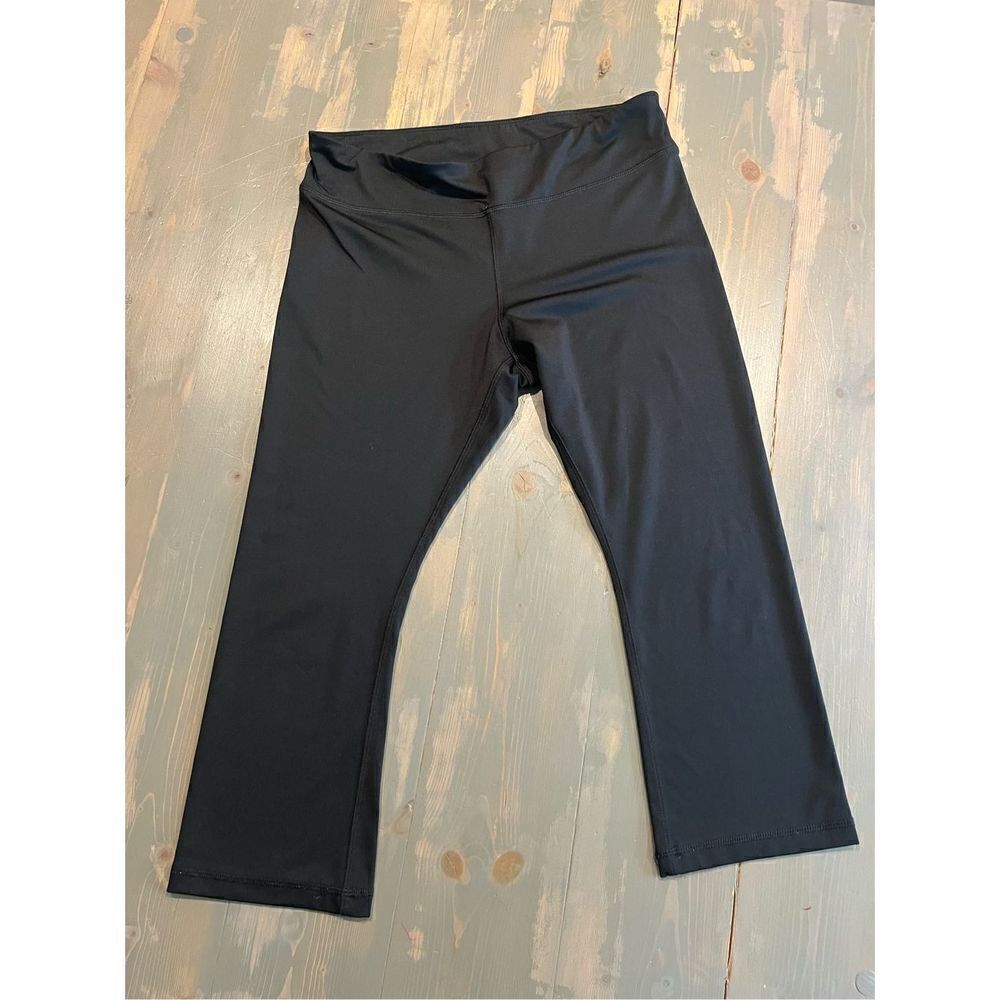Champion Waist Capri Leggings